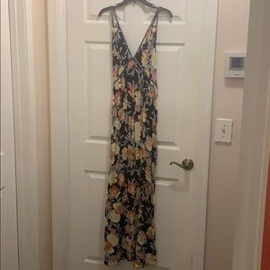 Floral maxi dress with pockets